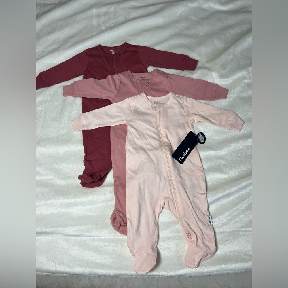 Gerber girl  bundle 3 One Pieces - Rose‎ and Blush